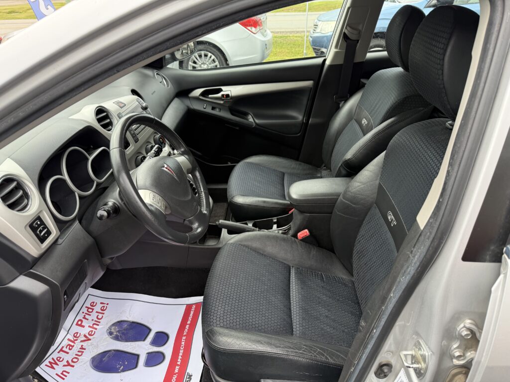 Pontiac Vibe GT 2009 Hatchback