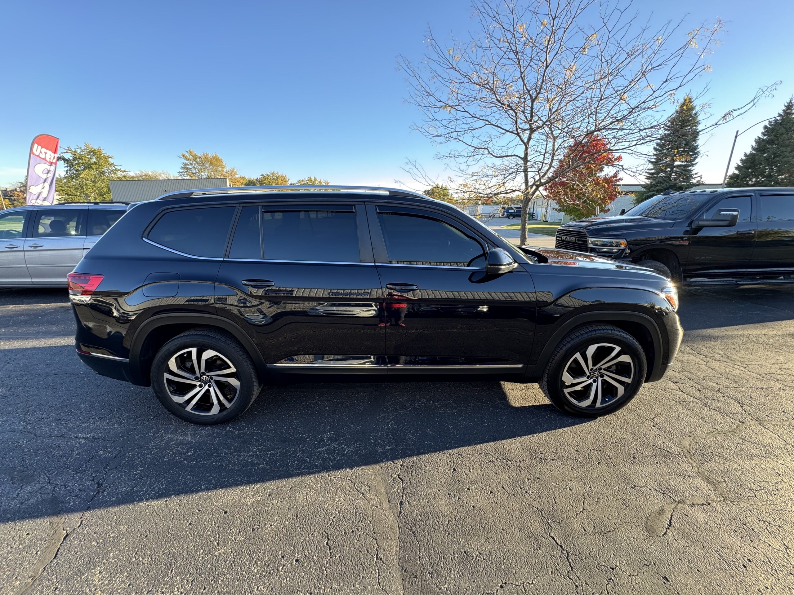 2023 Volkswagen Atlas SEL 76155