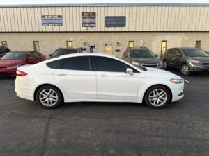 2016 Ford Fusion SE 141099